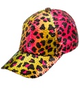 "CASQUETTE A PAILLETTES ANIMALIER LEOPARD ARC EN CIEL"