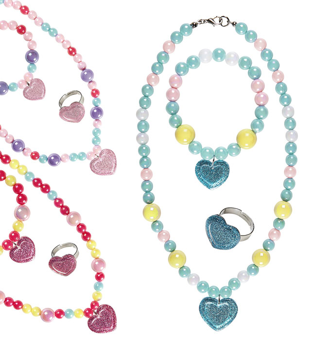 [46765] "COLLIER  DE PERLES COEUR AVEC BRACELET ET BAGUE" 3 couleurs ass.