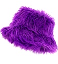 "CHAPEAU DE PÊCHEUR EN PELUCHE VIOLET"