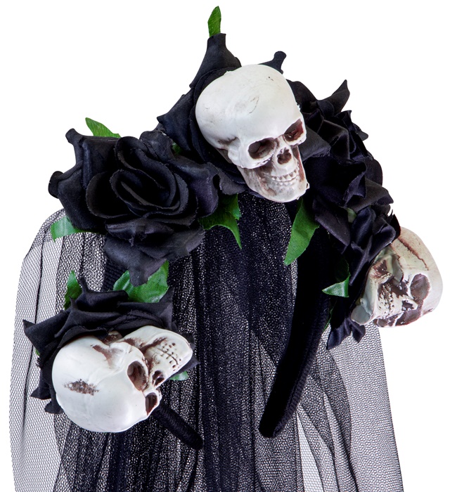 "VOILE DE MARIEE AVEC CRANES ET ROSES NOIRES"
