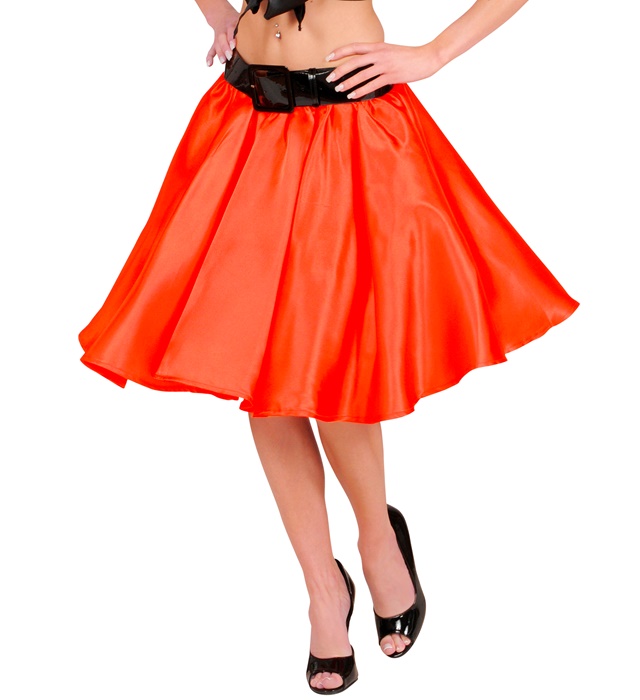 "JUPE SATIN ROUGE AVEC JUPON A VOLANTS"
