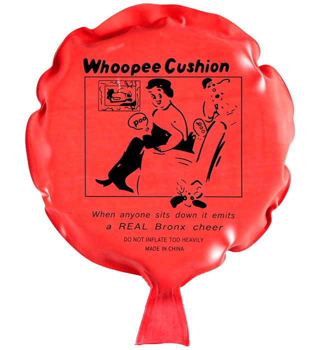 [9868W] "COUSSIN PETEUR AUTO-GONFLANT" 20 cm