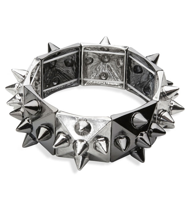 [03562] "BRACELET CLOUTé NOIR ET ARGENT"