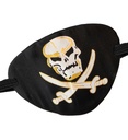 "CACHE-OEIL PIRATE"
