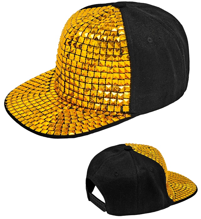 "MINI CHAPEAU HIP HOP AVEC CLOUS OR"